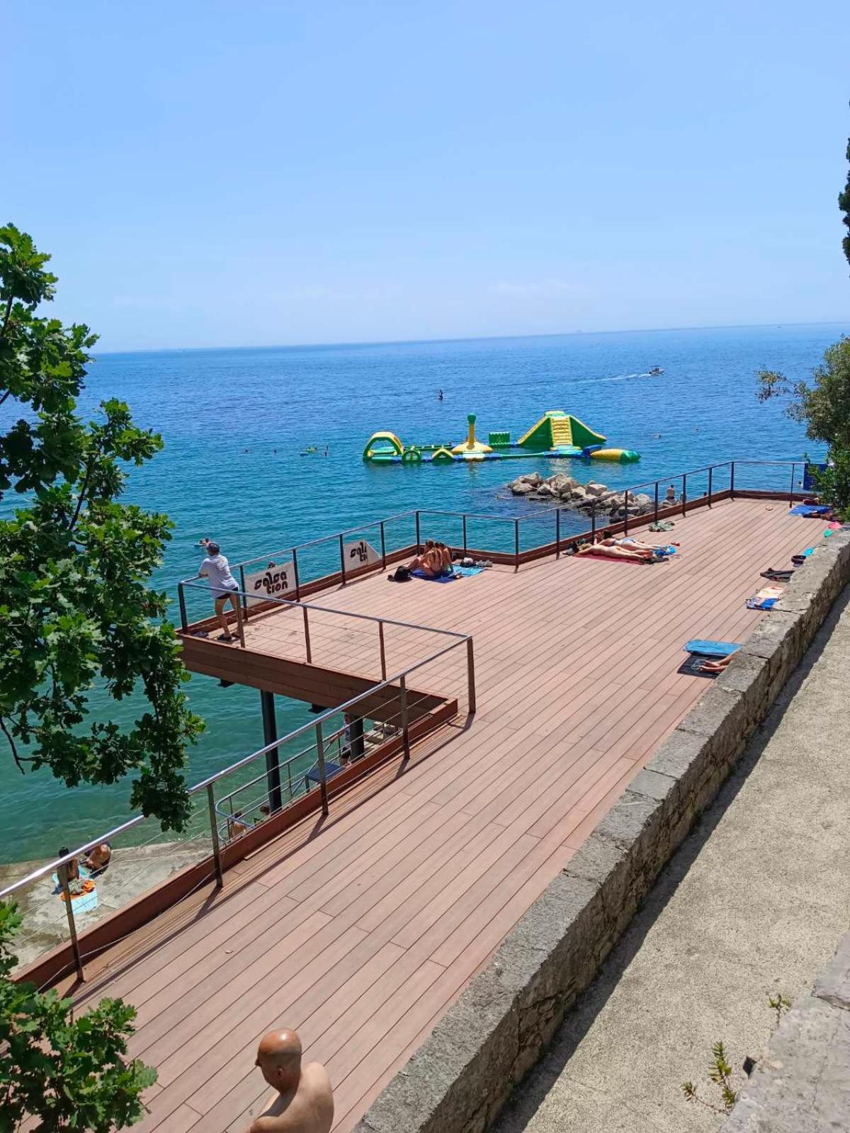 Apartment Zlatko , Ten Steps To The Sea オパティヤ エクステリア 写真